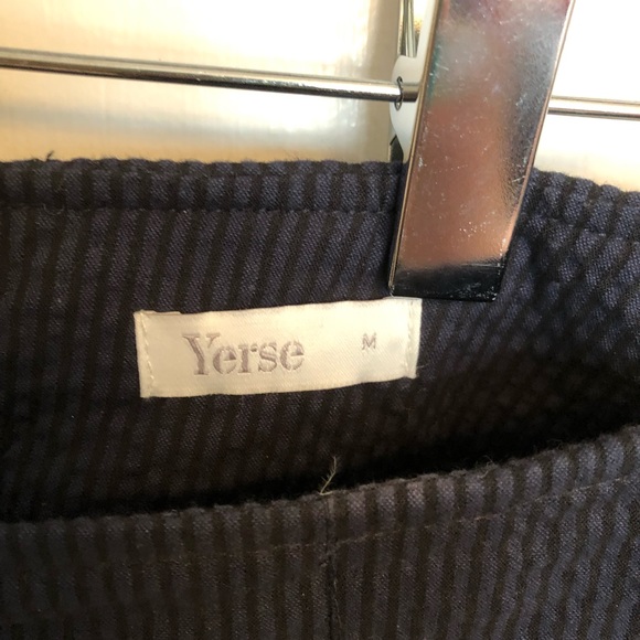 NWOT Patterned Navy Blue Colluts - Picture 7 of 7